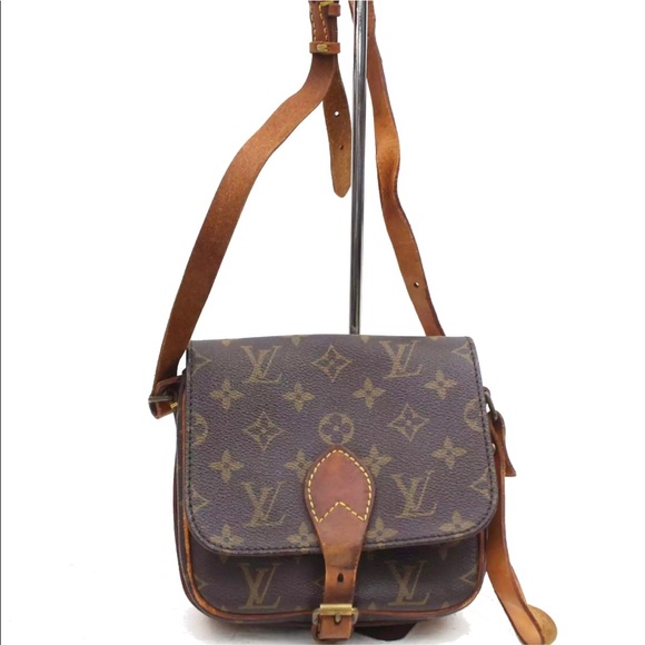Louis Vuitton Handbags - Auth Louis Vuitton Cartouchiere MM Crossbody Bag
